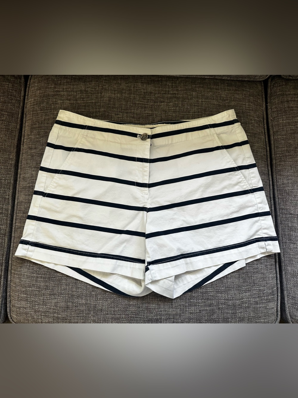 Nautica White & Navy Striped Stretch Twill Shorts - Size 10